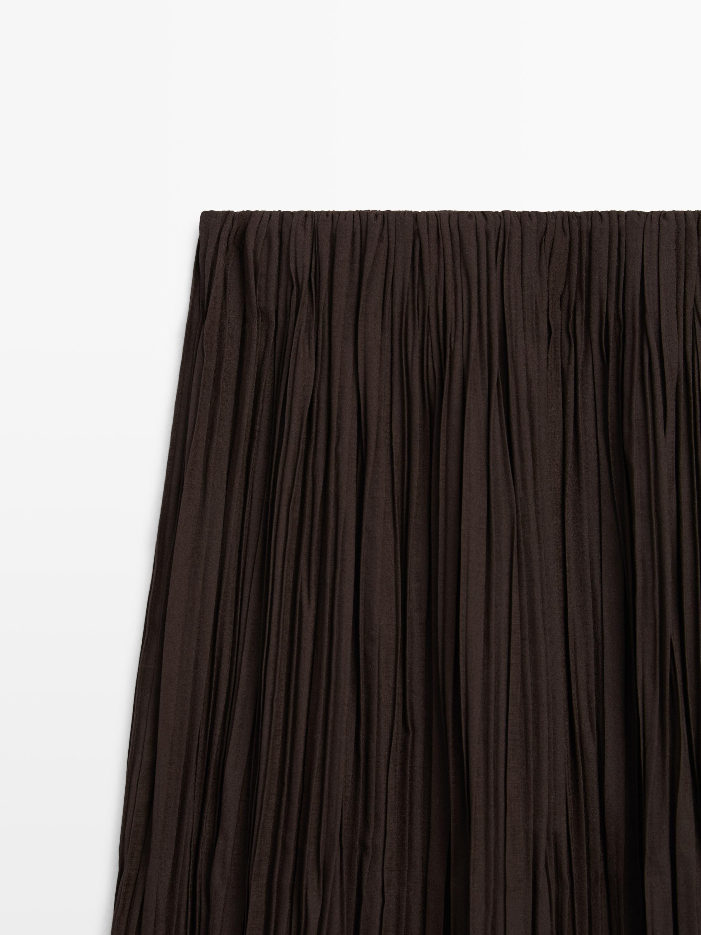 Pleated midi skirt